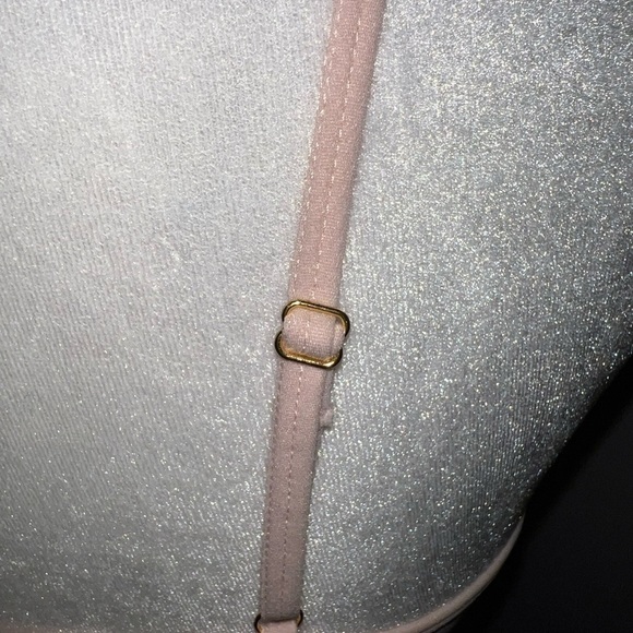 Pink lace bralette, adjustable straps, delicate and elegant! - Picture 3 of 5